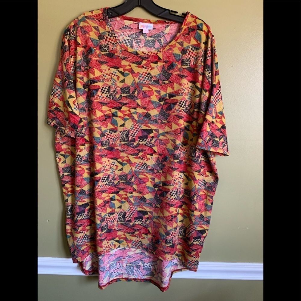 Lularoe shirt